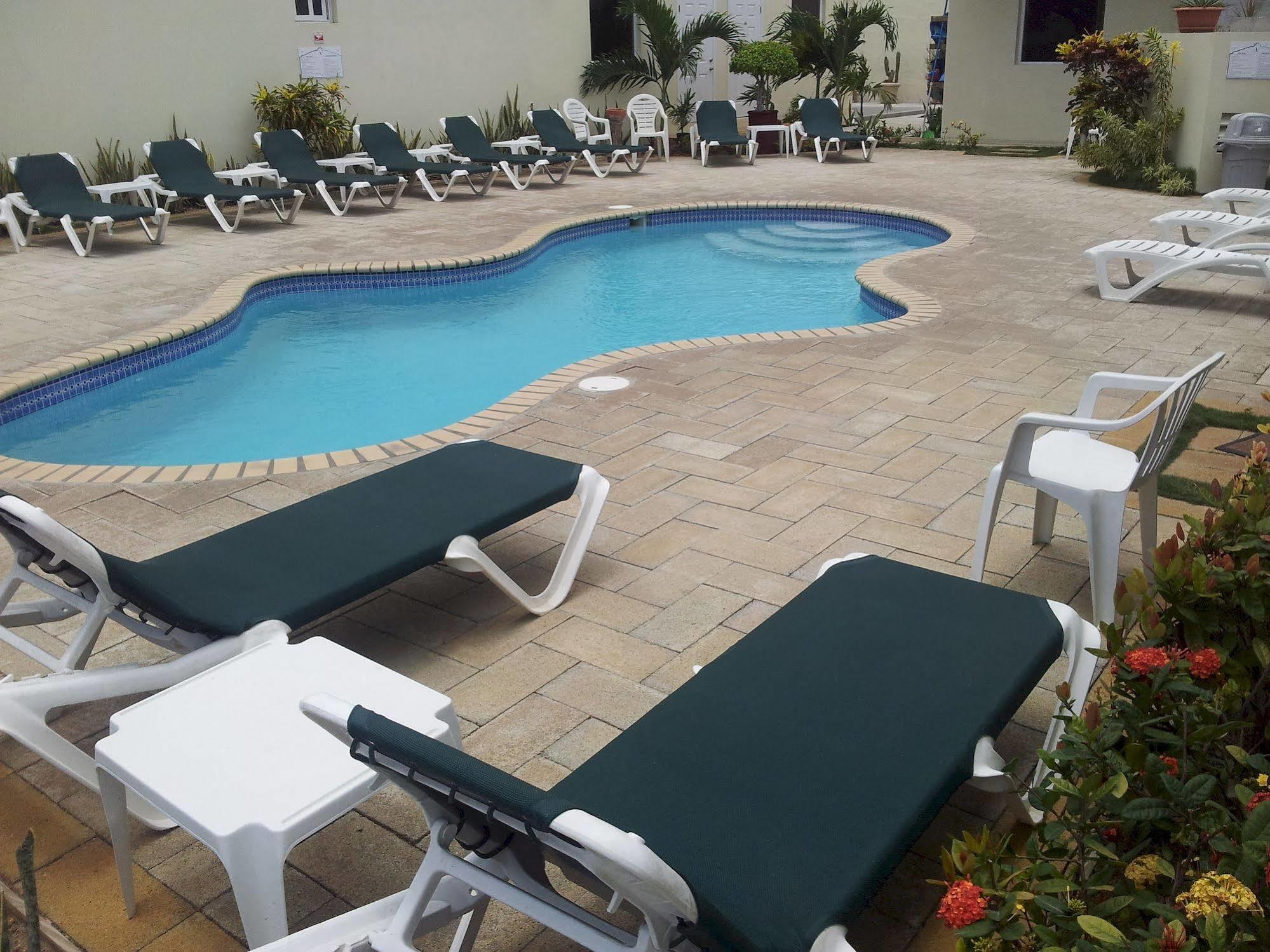 Agua Clara Eco Suites Oranjestad Exterior photo