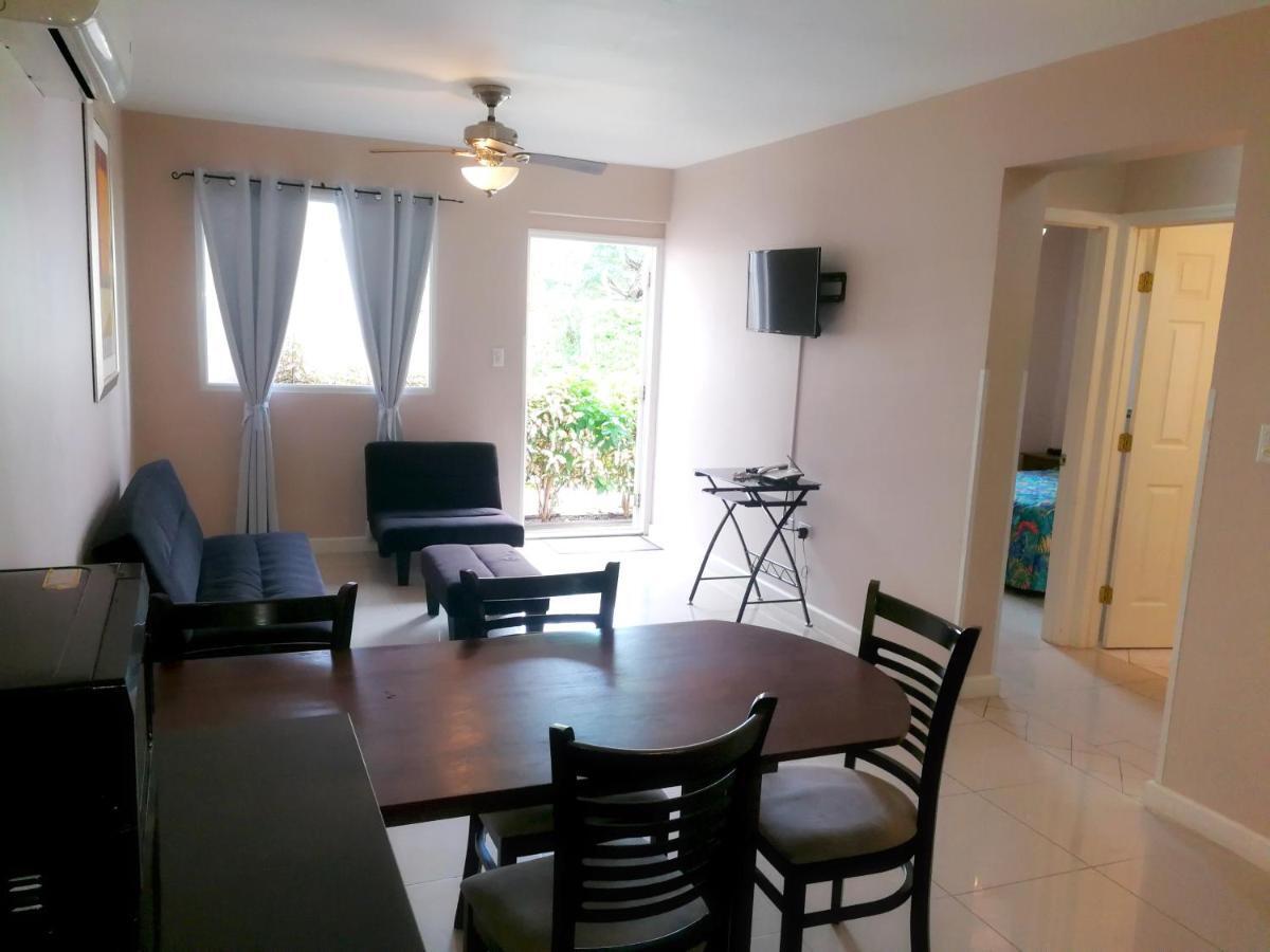 Agua Clara Eco Suites Oranjestad Exterior photo